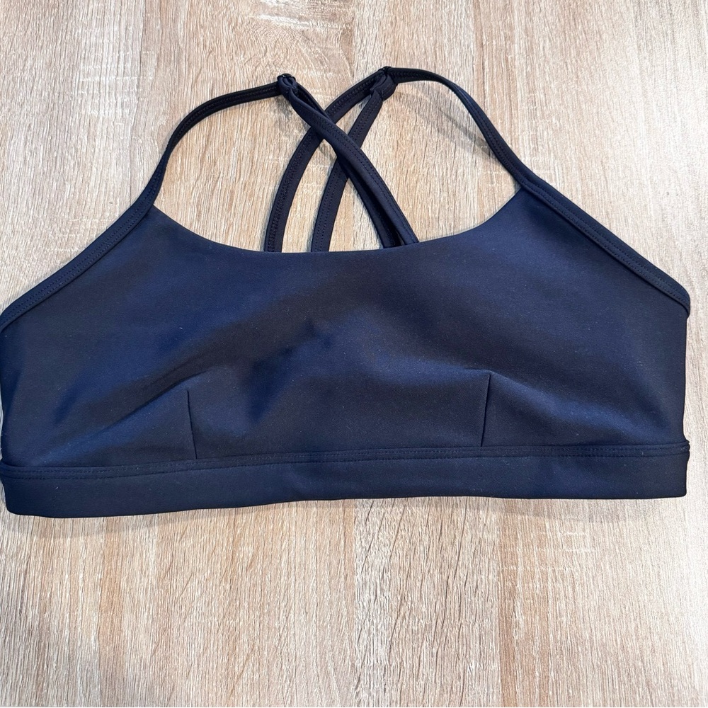 Alo airlift intrigue bra size M